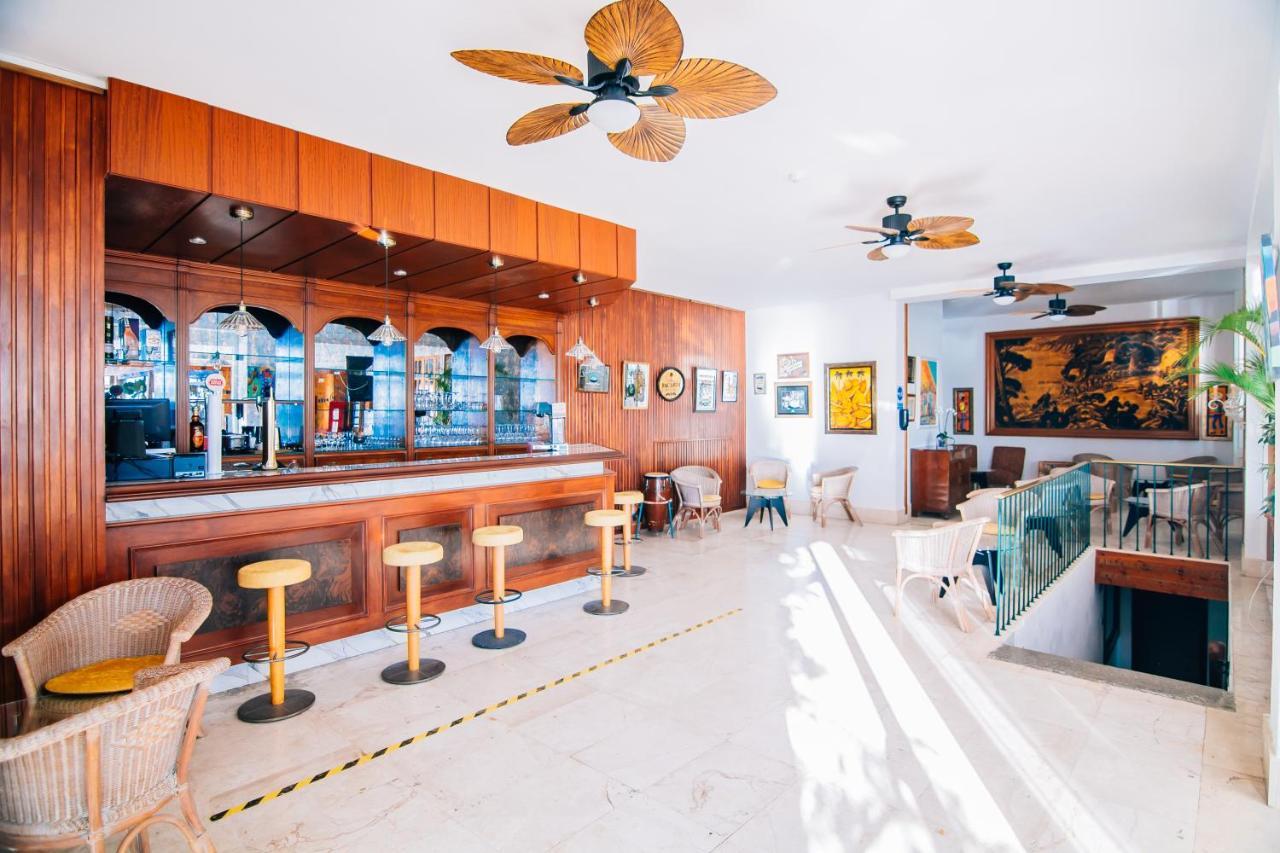โรเจอร์ เด ฟลอร์ พาเลซ Hotel โยเรตเดมาร์ ภายนอก รูปภาพ