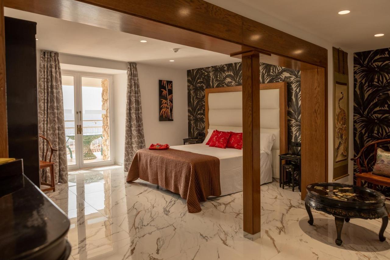 โรเจอร์ เด ฟลอร์ พาเลซ Hotel โยเรตเดมาร์ ภายนอก รูปภาพ